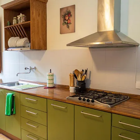 Casa Meloni 1 *